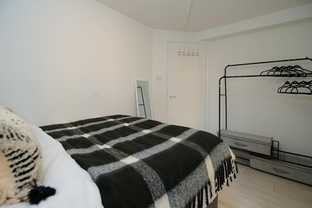 Fabulous 3 Bed Nw London Apartment With Private Garden Ngoại thất bức ảnh