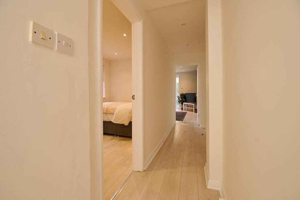 Fabulous 3 Bed Nw London Apartment With Private Garden Ngoại thất bức ảnh