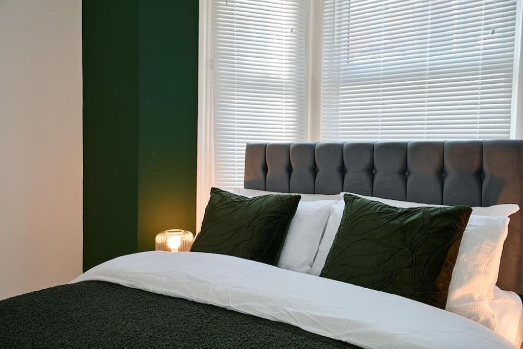 Fabulous 3 Bed Nw London Apartment With Private Garden Ngoại thất bức ảnh