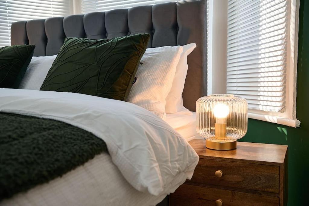 Fabulous 3 Bed Nw London Apartment With Private Garden Ngoại thất bức ảnh